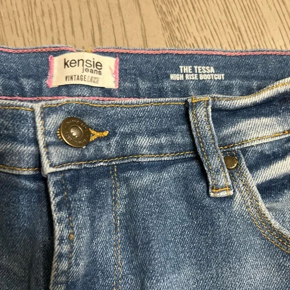 Kensie Tessa high rise bootcut Kensie Jeans - Picture 2 of 5